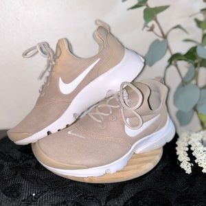 Nike presto fly. Desert sand/white color. Women’s size 6.5